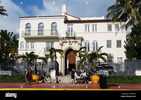 gianni versace south beach mansion|giannis former versace mansion.